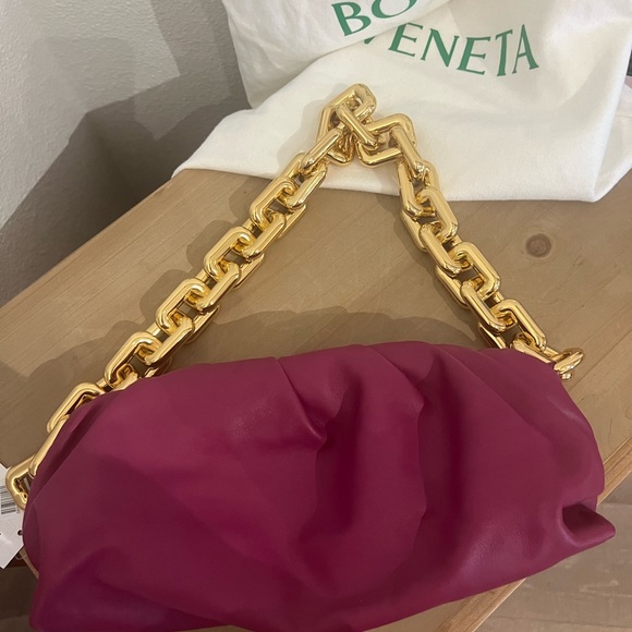 Bottega Veneta The Chain Pouch Leather Shoulder Bag CINNABAR-GOLD - Picture 3 of 8